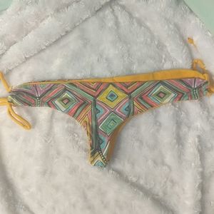 Awesome Reversible Bikini Bottom. Size S.